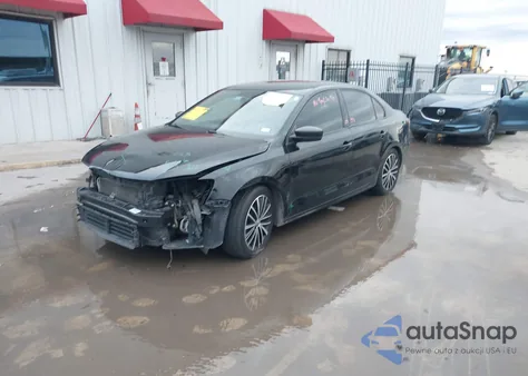 2016 Volkswagen Jetta 1.8T Sport из США, поврежденный, VIN 3VWD17AJ6GM304663